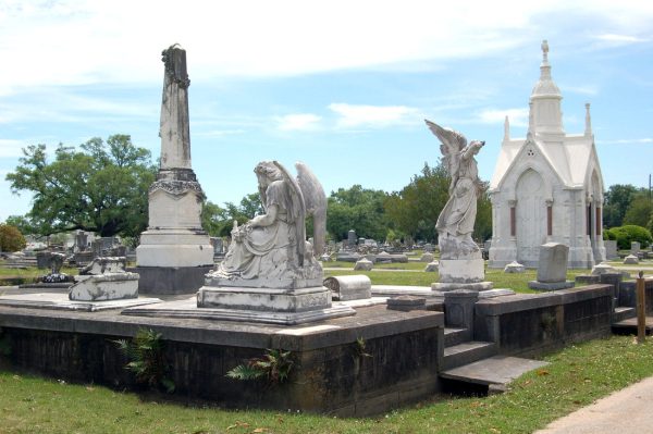 Mobile's Yellow Fever Magnolia Cemetery Tour